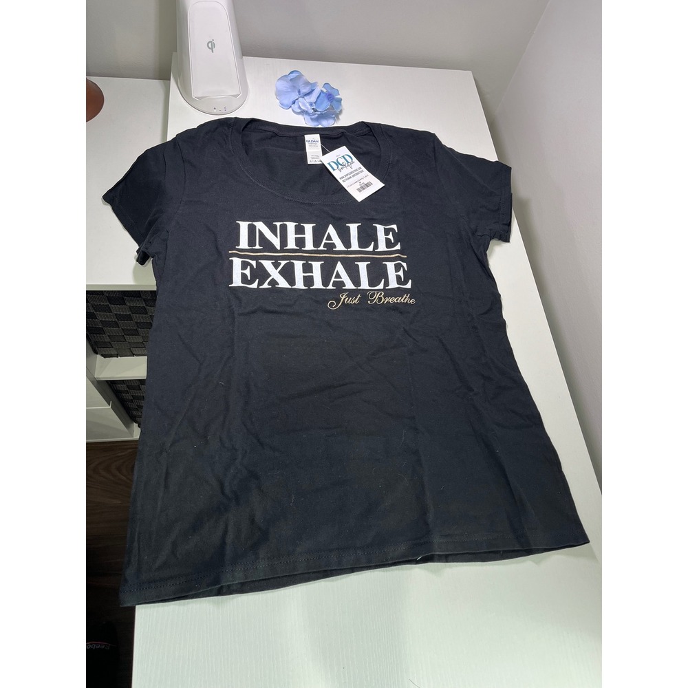 Gildan Softstyle‎ Ladies Inhale Exhale Just Breathe Graphic T-Shirt Black Medium